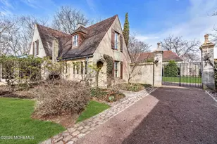 40 Independence Rd, Red Bank, NJ 07701 - Photo 32