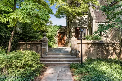 40 Independence Road, Red Bank, NJ 07701 - Photo 10