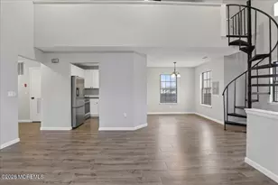 109 Larkspur Ln, Jackson, NJ 08527 - Photo 8