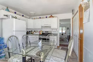 29 Green Dr, Toms River Township, NJ 08755 - Photo 2