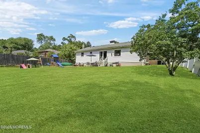 168 Pond Road, Freehold, NJ 07728 - Photo 32