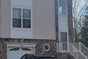 10 Russell Ct, Matawan, NJ 07747 - Photo 4