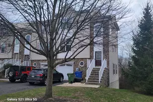 10 Russell Ct, Matawan, NJ 07747 - Photo 2