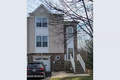 10 Russell Court, Matawan, NJ 07747 - Photo 2