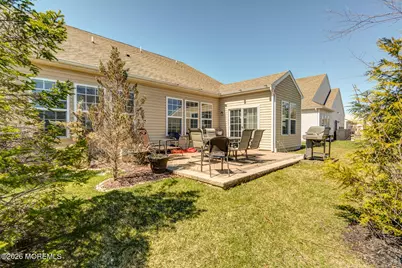 29 W Da Vinci Way, Farmingdale, NJ 07727 - Photo 2