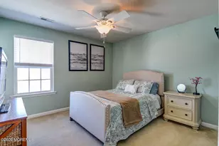 29 W Da Vinci Wy, Farmingdale, NJ 07727 - Photo 18