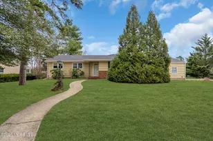 35 Williamsburg Dr, Toms River Township, NJ 08755 - Photo 1