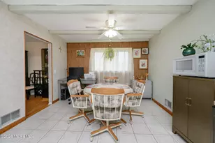 96 Cooper Blvd, Red Bank, NJ 07701 - Photo 10