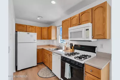 548 Washington Boulevard #UPPER, Sea Girt, NJ 08750 - Photo 6