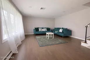 8 Schelly Dr, Middletown, NJ 07748 - Photo 8