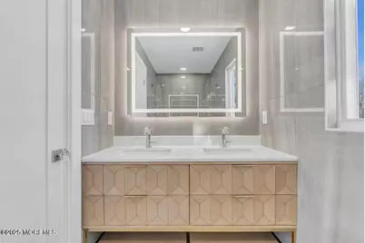 1 Robin Drive, Oakhurst, NJ 07755 - Photo 32