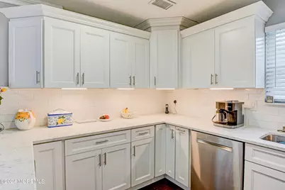 637 Clark Avenue, Union Beach, NJ 07735 - Photo 10