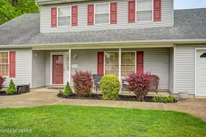 637 Clark Avenue, Union Beach, NJ 07735 - Photo 32