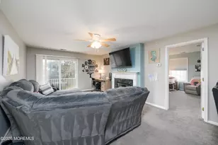 308 Wedgewood Cir, Belford, NJ 07718 - Photo 14