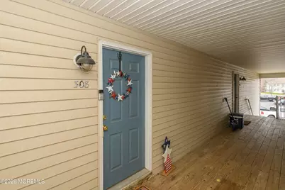 308 Wedgewood Circle #308, Belford, NJ 07718 - Photo 4