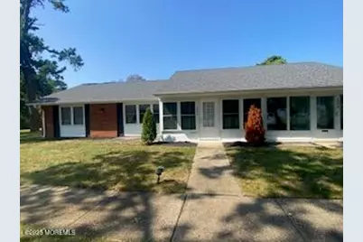 646 A Plymouth Drive, Lakewood, NJ 08701 - Photo 2