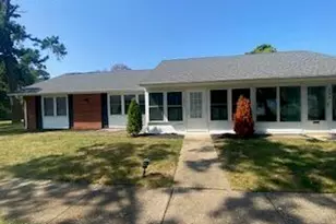 646A Plymouth Dr, Lakewood, NJ 08701 - Photo 2