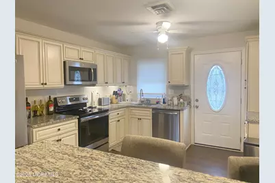 646 A Plymouth Drive, Lakewood, NJ 08701 - Photo 4