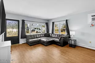 213 Chestnut Dr, Lanoka Harbor, NJ 08734 - Photo 6