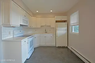 910 South St, Point Pleasant, NJ 08742 - Photo 2