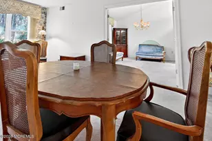 204 Deanne Dr, Lakewood, NJ 08701 - Photo 8