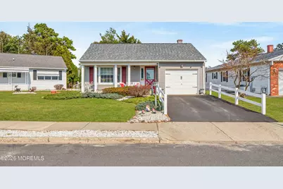 23 Manitoba Court, Toms River Township, NJ 08757 - Photo 4