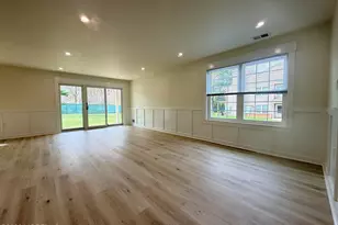 15 Lindsey Cir, Old Bridge Township, NJ 08857 - Photo 6