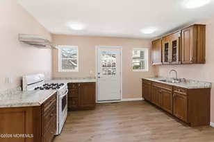 40 Twilight Ave, Keansburg, NJ 07734 - Photo 14