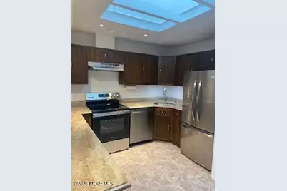 1 Medford Court, Red Bank, NJ 07701 - Photo 4