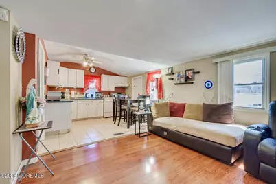 23 Wood Street, Keansburg, NJ 07734 - Photo 4