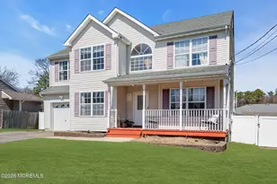 2010 Oak Dale Rd, Toms River Township, NJ 08753 - Photo 2