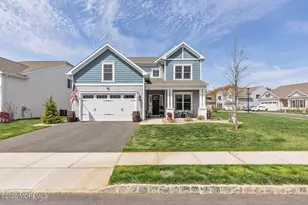 2 Pasture Dr, Farmingdale, NJ 07727 - Photo 2