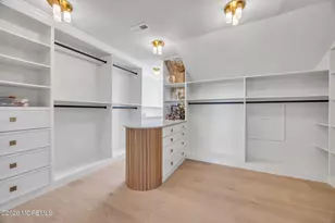 8 Saxon Ct, Freehold, NJ 07728 - Photo 40