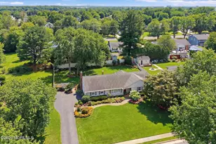 29 Hance Blvd, Freehold, NJ 07728 - Photo 6