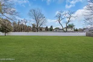 14 Riveredge Rd, Tinton Falls, NJ 07724 - Photo 28