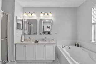 82 Wood Duck Ct, Freehold, NJ 07728 - Photo 22