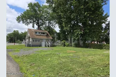 261 State Route 36, Hazlet Township, NJ 07730 - Photo 2