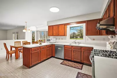 135 Yorkshire Drive, Morganville, NJ 07751 - Photo 14