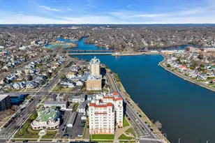 400 Deal Lake Dr, Asbury Park, NJ 07712 - Photo 28