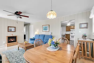 21 Saint Marks Place, Keansburg, NJ 07734 - Photo 10