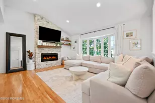 47 Croman Ct, Hazlet Township, NJ 07730 - Photo 8