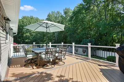 47 Croman Court, Hazlet Township, NJ 07730 - Photo 12