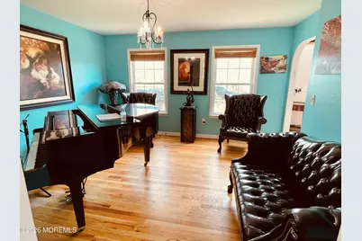 405 Lawrence Avenue, Oakhurst, NJ 07755 - Photo 10