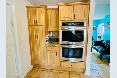 405 Lawrence Avenue, Oakhurst, NJ 07755 - Photo 6