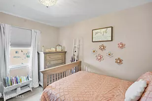 89 Essex Ave, Hazlet Township, NJ 07734 - Photo 20