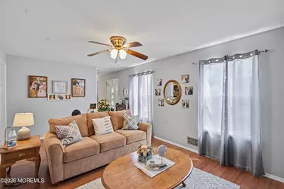 89 Essex Avenue, Hazlet Township, NJ 07734 - Photo 6