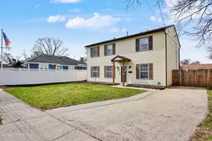 89 Essex Ave, Hazlet Township, NJ 07734 - Photo 2