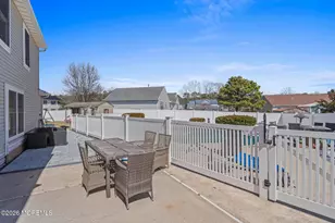 147 Locust St, Tuckerton, NJ 08087 - Photo 32
