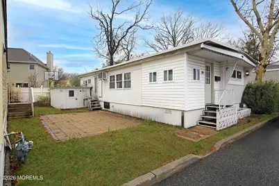 14 Monique Circle, Hazlet Township, NJ 07730 - Photo 2