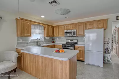 5 Templeton Street, Toms River Township, NJ 08757 - Photo 2